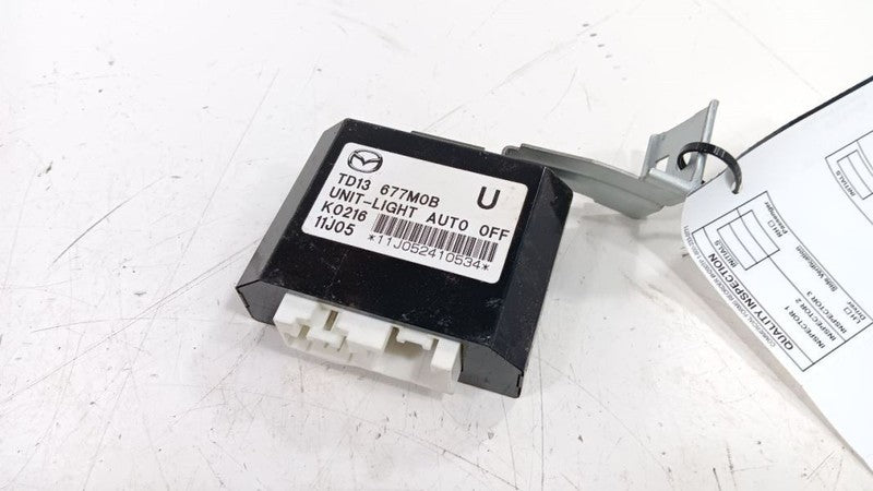 TD13677M0A Lamps Headlamp Control Right Hand Dash Fits 07-12 MAZDA CX-9 