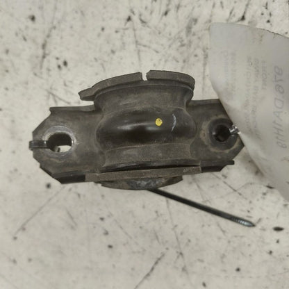 Nissan Versa Front Sway Bar Bushing Mounting Bracket  2019 2018 2017 2