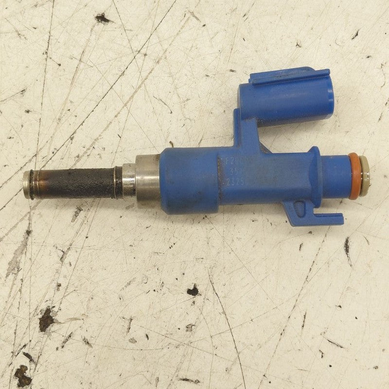 Upper Fuel Injection Injector Fits 22-25 Lexus NX350