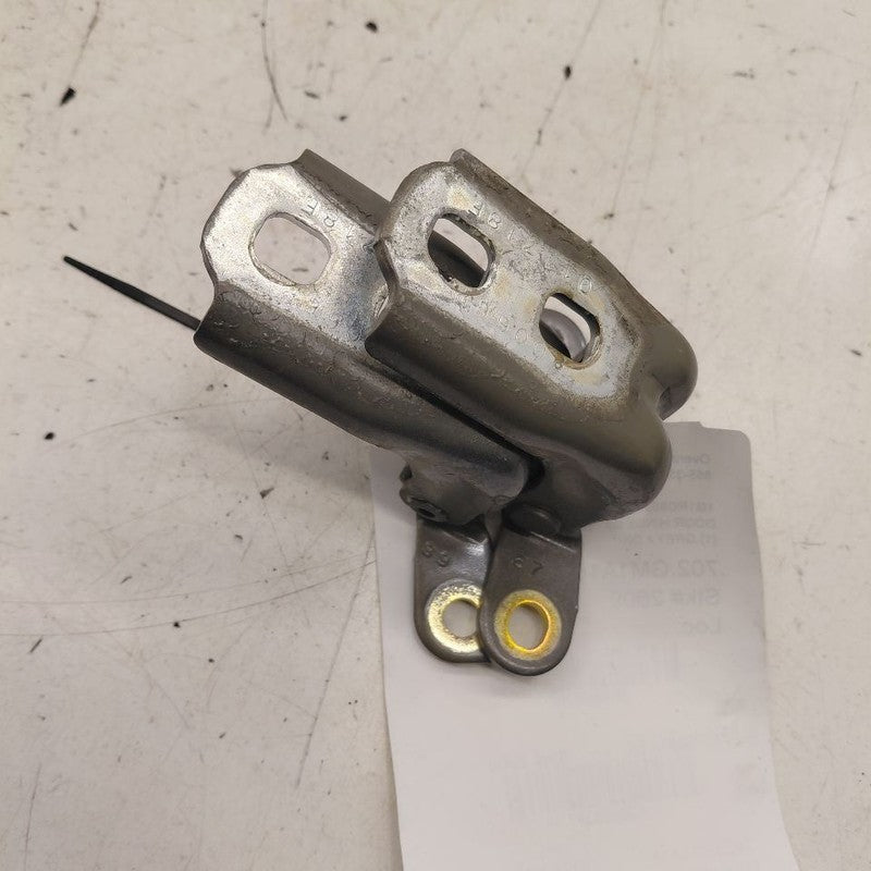 Chevy Volt Door Hinge Set Right Front Passenger  2019 2018 2017 2016