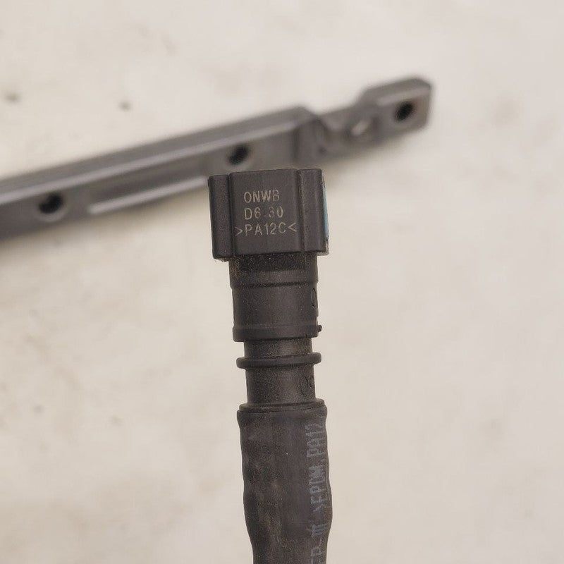 Toyota Prius Fuel Rail Injection Injector Mount Bar  1.8 2022 2021 202