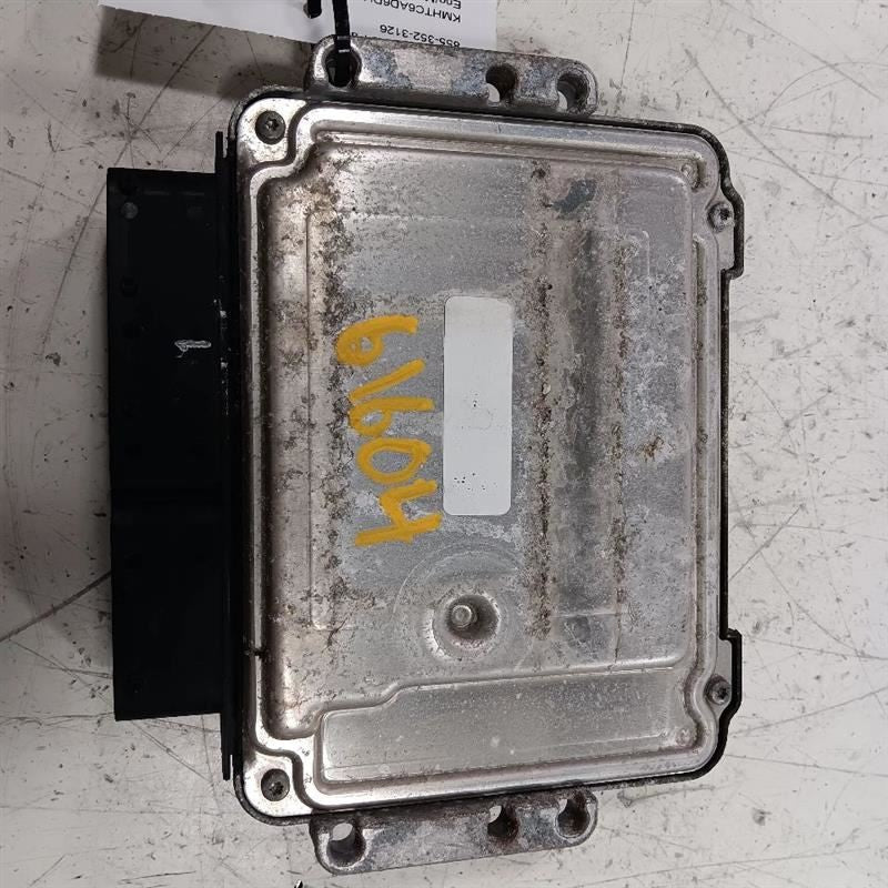 Engine ECM Electronic Control Module VIN D 8th Digit Fits 13-14 VELOST