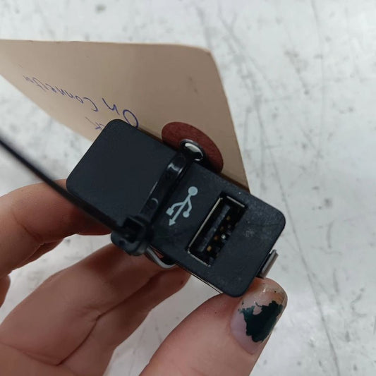 Mini Cooper USB Plug In Hub Port  2016 2017 2018 2019 2020 OEM