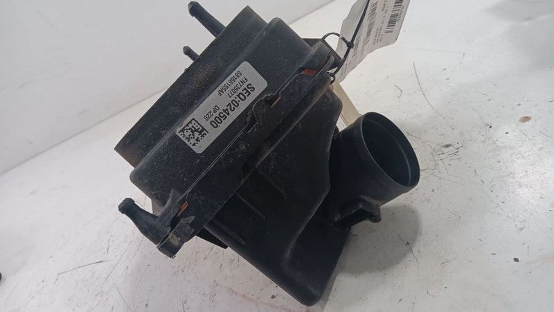 68272581AD Air Cleaner Filter Box Sedan 2.4L Fits 15-17 200