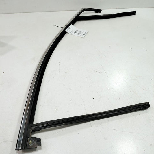 Ford Edge Door Glass Window Seal Rubber Right Passenger Front  2019 20
