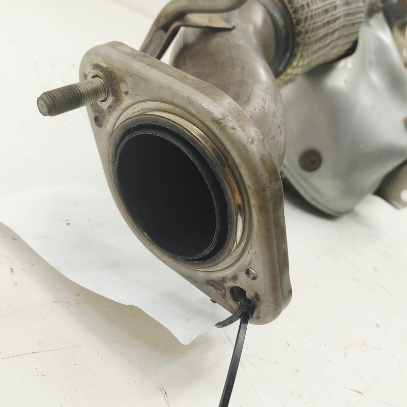 Exhaust Manifold Naturally Aspirated Fits 23 Mazda 3
