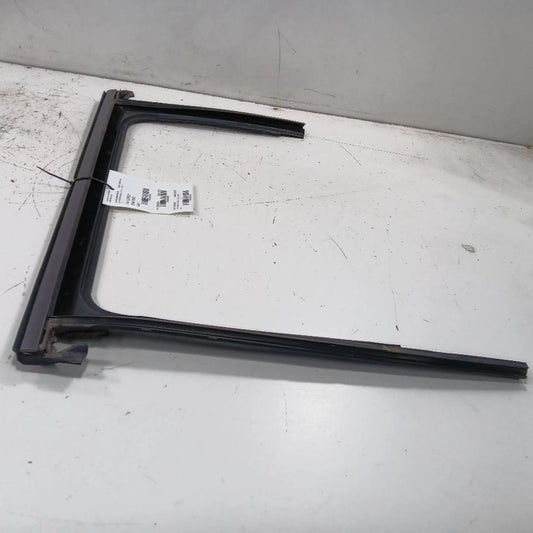 Jeep Compass Door Glass Window Seal Rubber Left Rear Back  2021 2020 2019