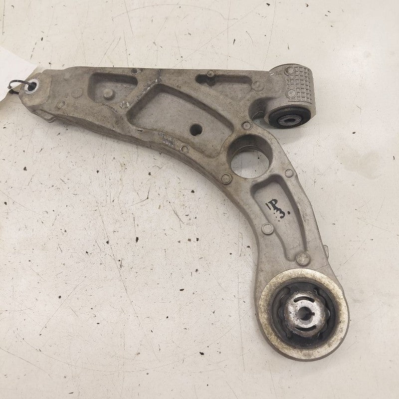 Passenger Right Front Lower Control Arm Opt Sda Fits 19 Jeep Cherokee