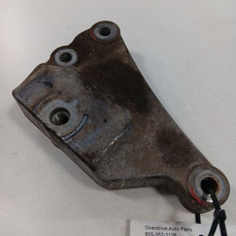 Fiat 500 Engine Motor Mount Bracket Left Driver  2012 2013 2014 2015 O