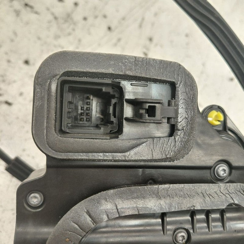 Buick Encore GX Door Latch Lock Left Driver Rear  2022 2023 2024 2025