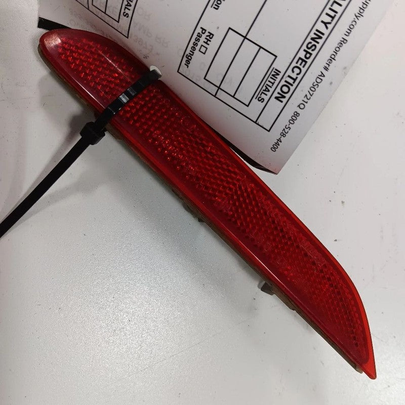 INFINITI Q50 Passenger Right Rear Marker Light Lamp  2014 2015 2016 20