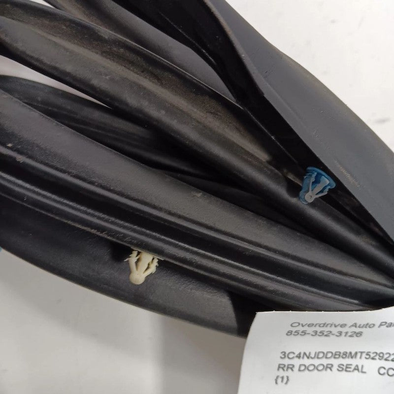 Jeep Compass On Door Seal Rubber Right Passenger Rear Back  2021 2020 2019 2018 