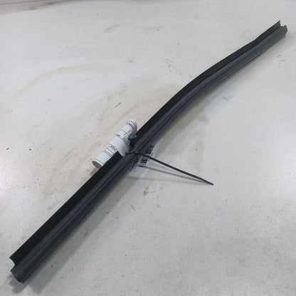 Buick Encore Left Rear Weather Strip Interior  2022 2021 2020 2019 2018