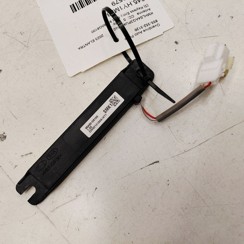 Hyundai Elantra Keyless Entry Antenna Module {95460G8100} 2024 2023 20