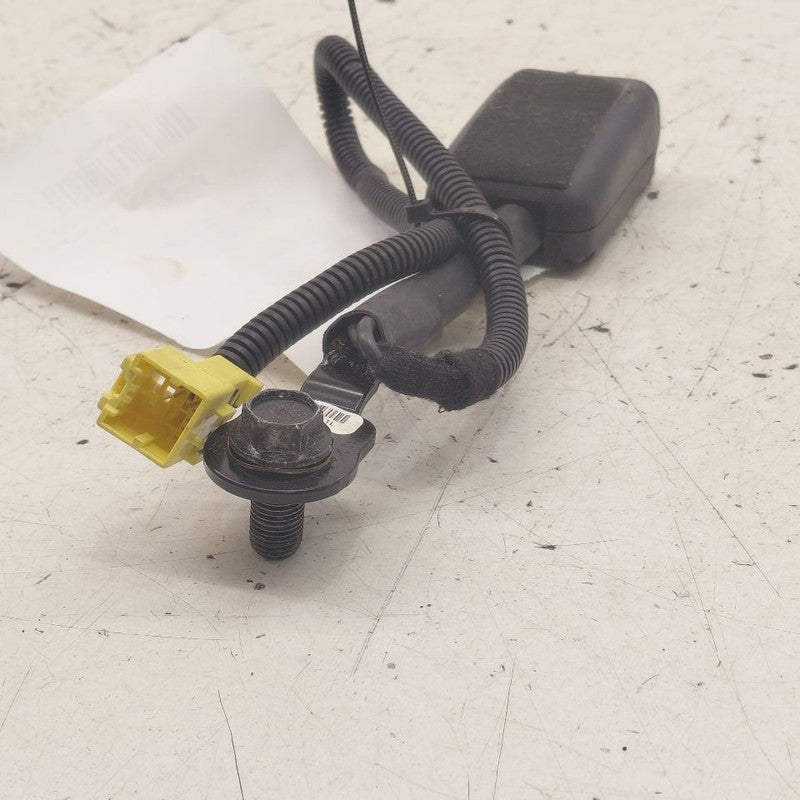 Driver Left Front Seat Belt Buckle Latch Fits 16-18 Kia Sorento