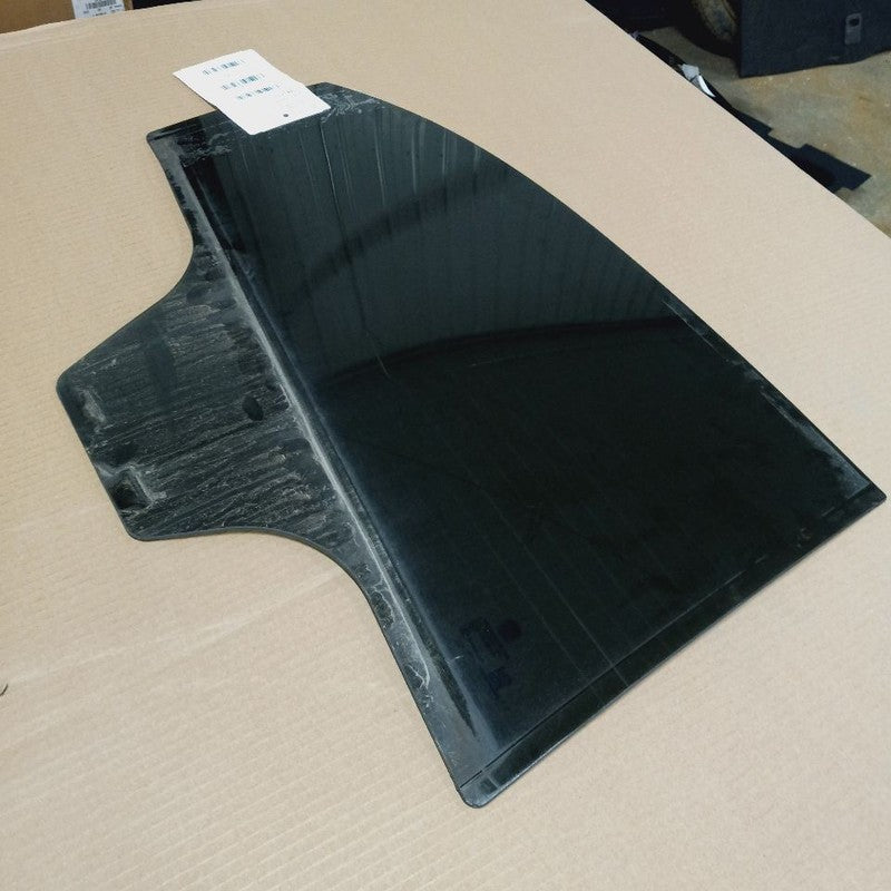 2018 Fiat 500 X Model Passenger Right Rear Door Glass Window