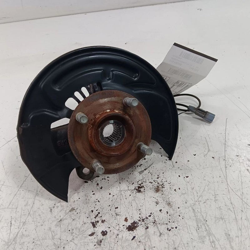 Pass. Right Front Spindle Knuckle Bearing Hub S Model 4 Lug Wheel 22-2