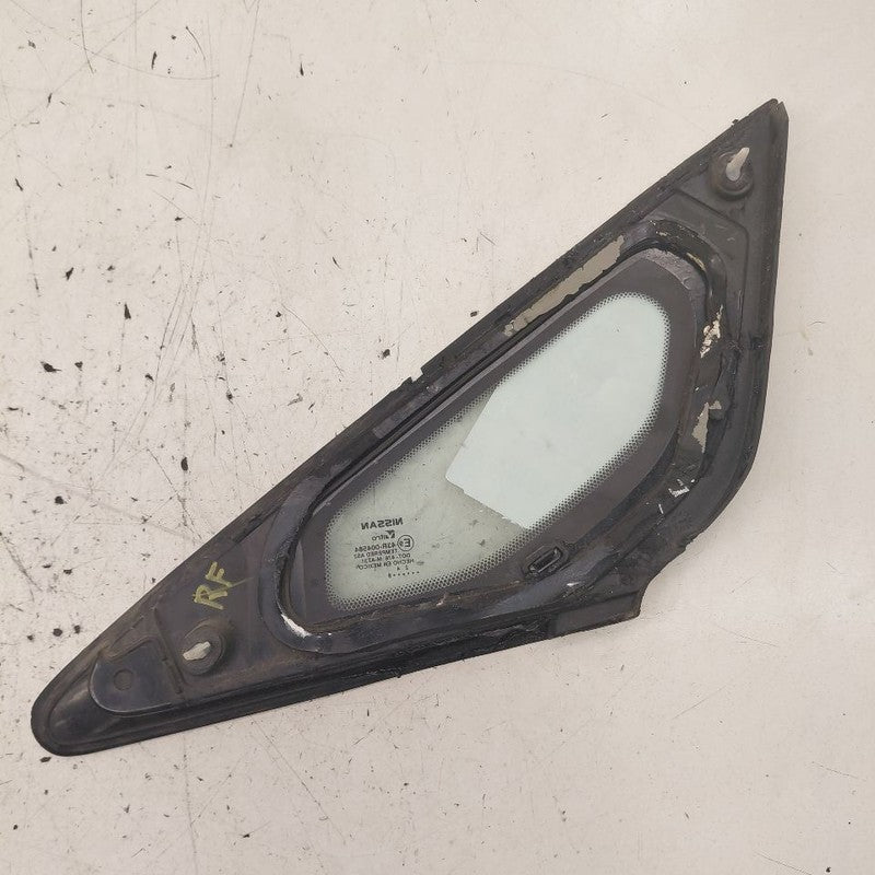 Passenger Right Windshield Pillar Glass Hatchback Note Fits 14-19 Niss