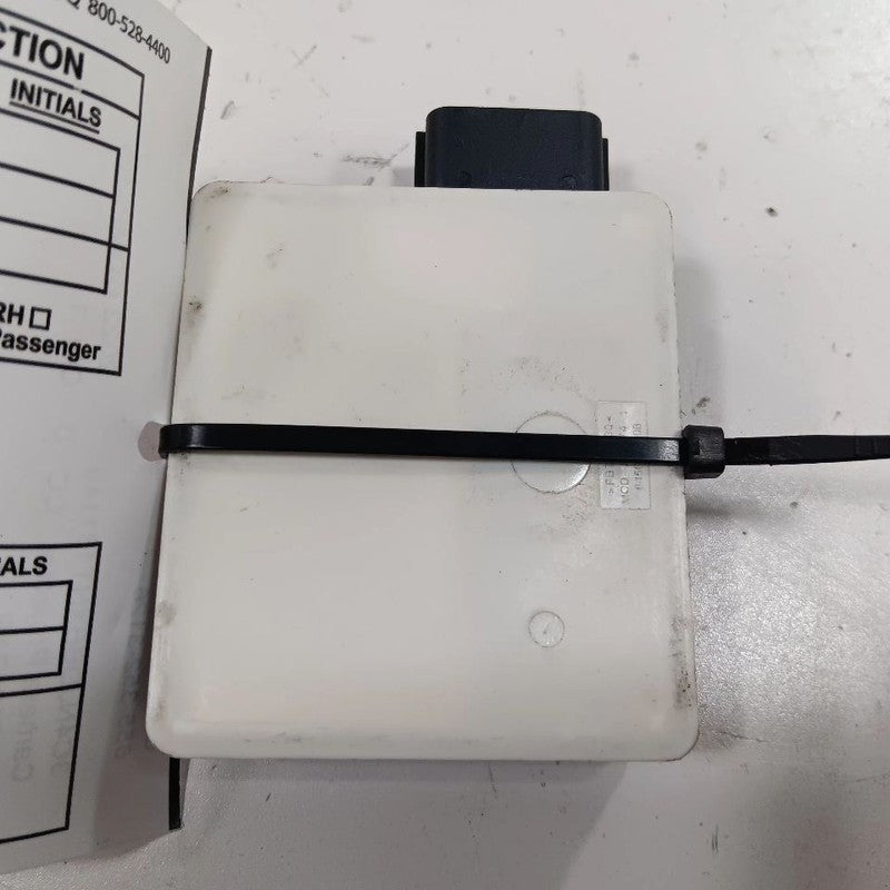 Radar Unit Blind Spot Alert Control Module 04672847AB 22-23 Jeep Compa