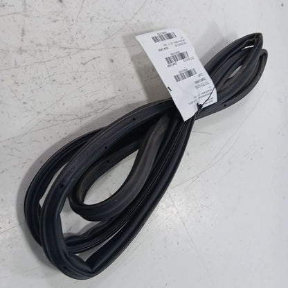Ford Fiesta On Door Seal Rubber Right Passenger Front  2016 2017 2018 