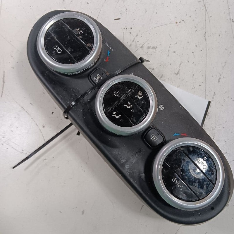 Temperature Control Heat Heater AC 4 Door X Model Dual Zone Fits 16-17