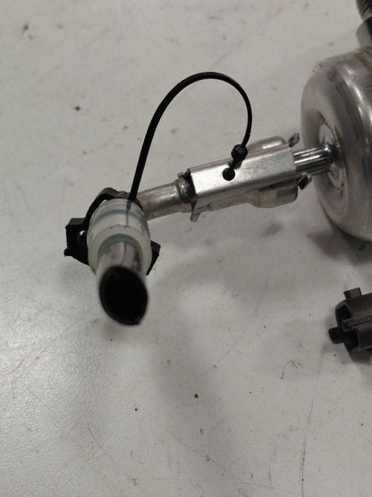Jeep Compass Engine Mounted Fuel Pump 2.0 2025 2024 2023 OEM