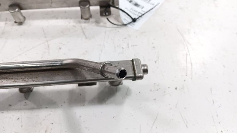 Ford Mustang Fuel Rail Injection Injector Mount Bar 2014 2013 2012 OEM