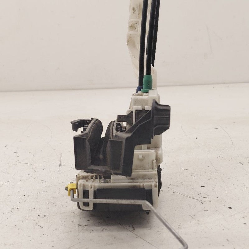 Fiat 500 X Model   Door Latch Lock Left Driver Front  2016 2017