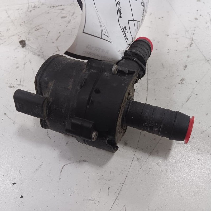 Ford Ecosport AUX Electric Coolant Pump 2022 2021 2020 2019 2018 OEM