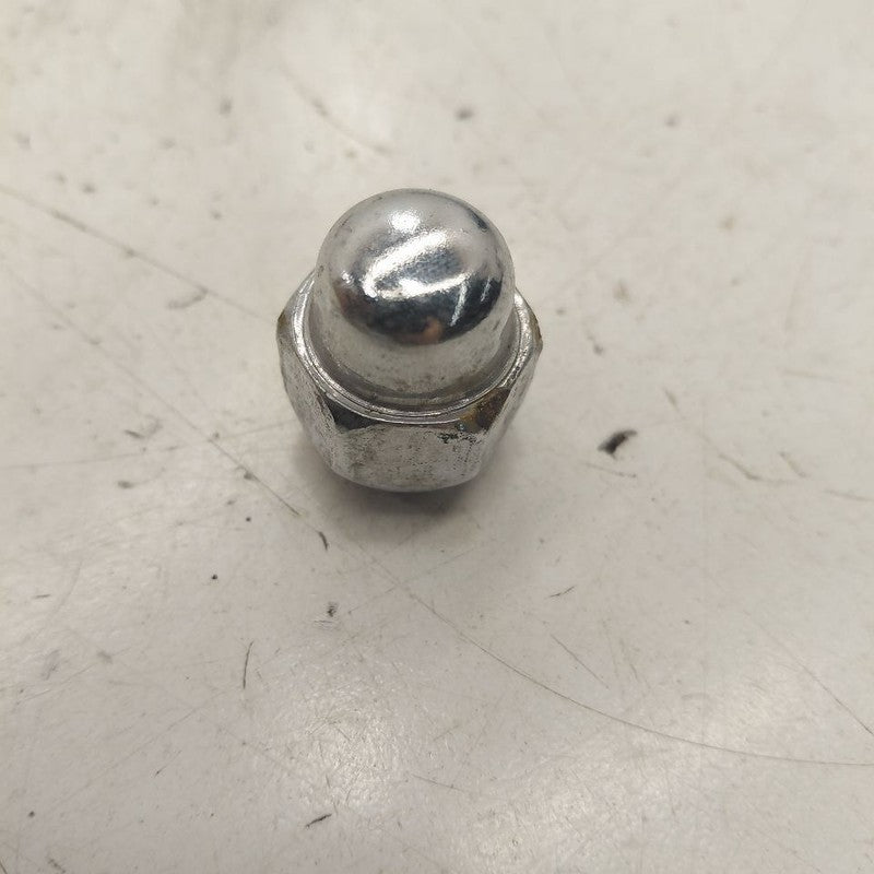 Kia Sportage Lug Nut Set  2020 2021 2022
