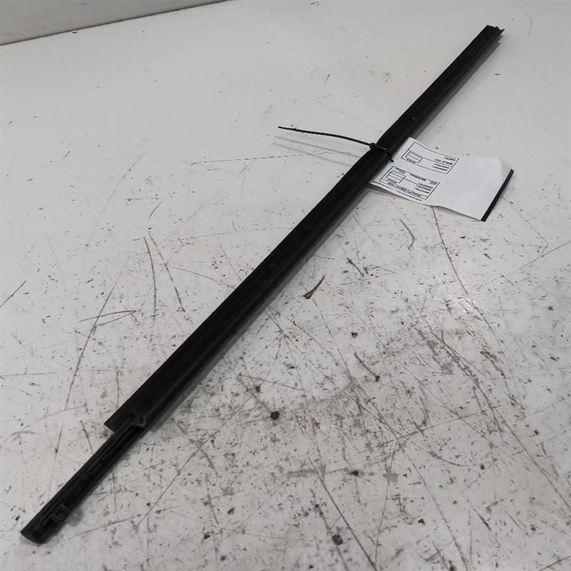 Toyota Rav 4 Door Glass Window Weather Strip Trim Front Left Driver  2015 2016 2