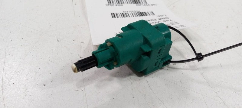 Volkswagen Jetta Brake Pedal Switch 2003 2002 2001 2000 OEM