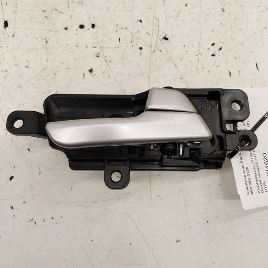 Kia Sportage Door Handle Right Passenger Front Interior Inside  2020 2
