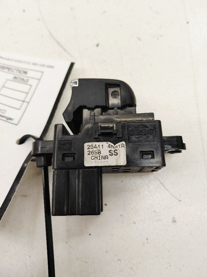 Nissan Maxima Power Window Switch Right Passenger Rear  2018 2017 2016