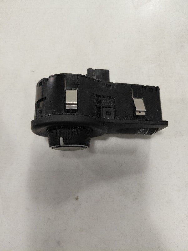 Fiat 500 Headlight Switch Head Light Lamp  2016 2017 2018 OEM