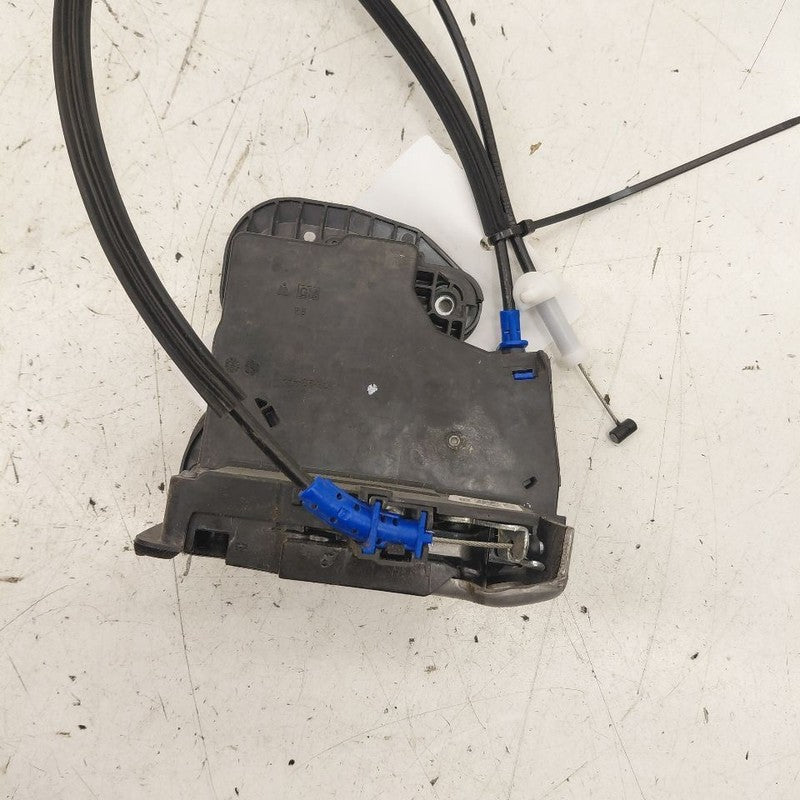 Chevy Volt Door Latch Lock Right Passenger Front  2019 2018 2017 2016