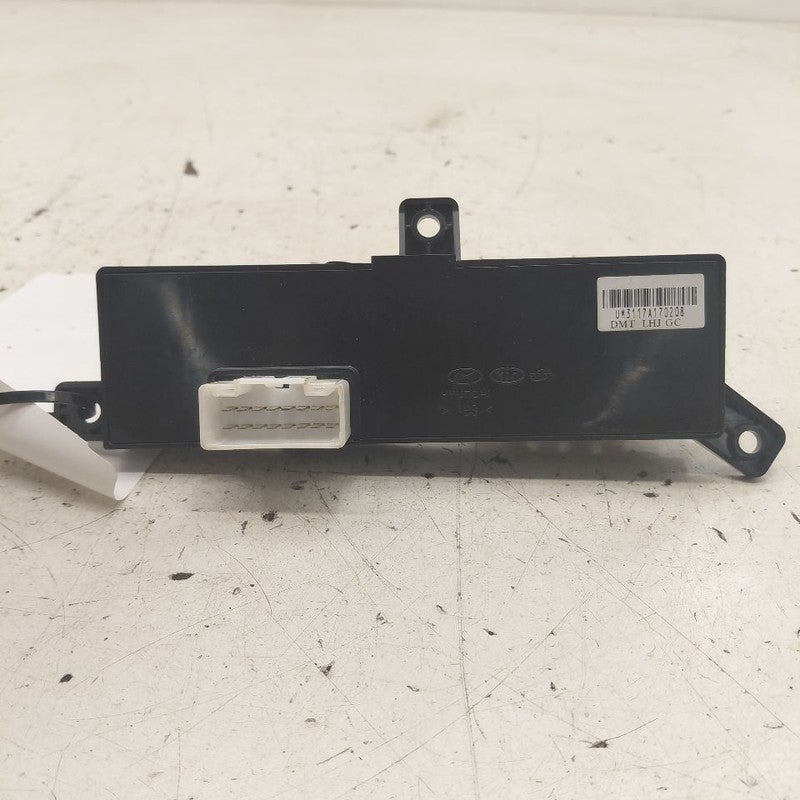 Kia Sorento Seat Switch Left Driver Power Seat Control  2018 2017 2016