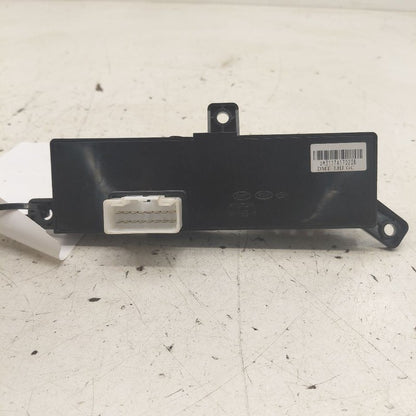 Kia Sorento Seat Switch Left Driver Power Seat Control  2018 2017 2016
