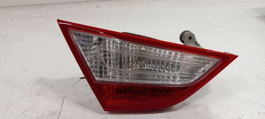 924043Q000 Driver Left Tail Light Brake Lamp  VIN B 8th Digit Lid Mounted Fits 11-14 SONATA