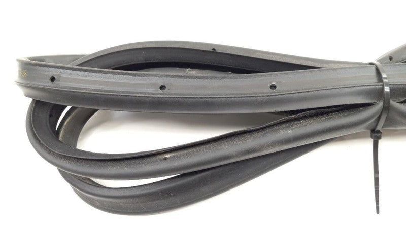 Chevy Malibu On Door Seal Rubber Gasket Right Side Rear Back 2014 2015 2016