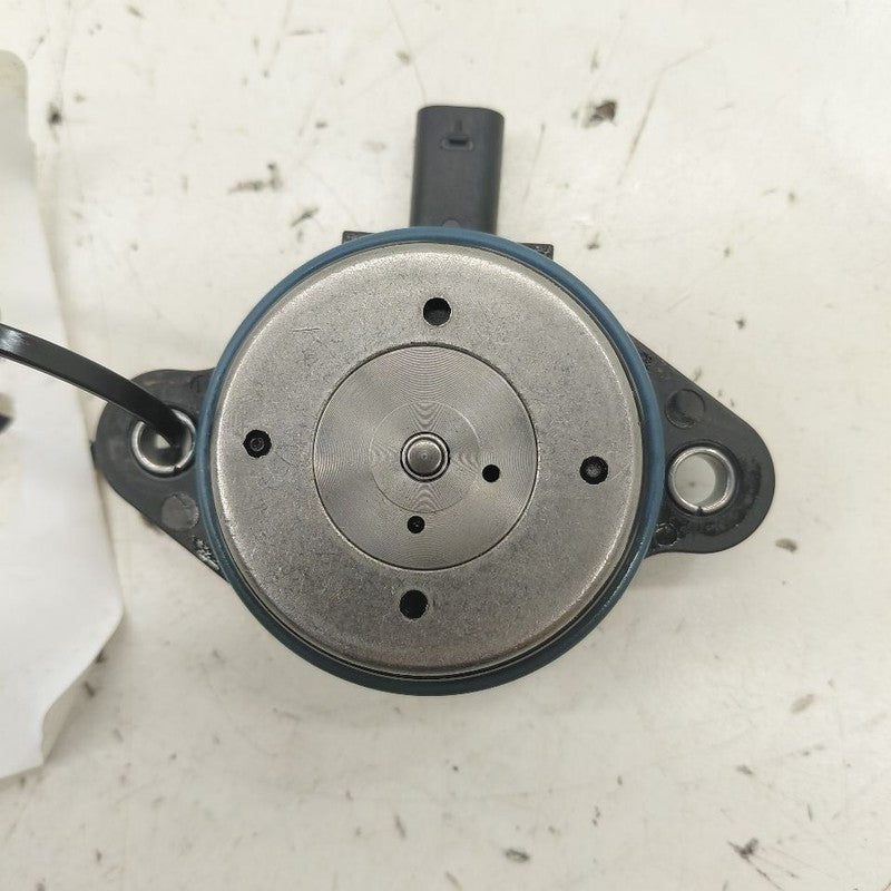 Chevy Trax Variable Timing Gear Oil Control Valve Solenoid Cylinder He