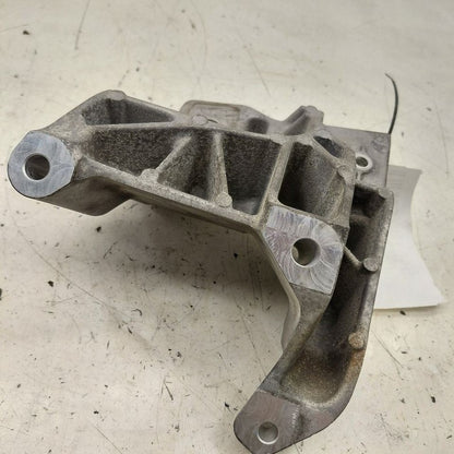 Volvo S60 Passenger Right Engine Mount Bracket  2018 2017 2016