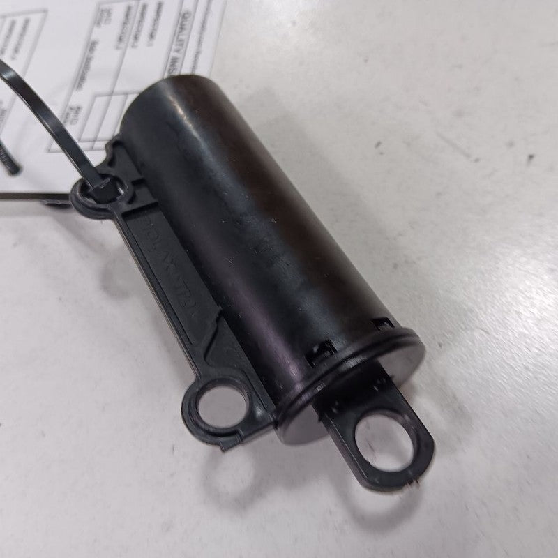 Chevy Trailblazer Glove Box Damper 2021 2022 2023 2024 2025 OEM