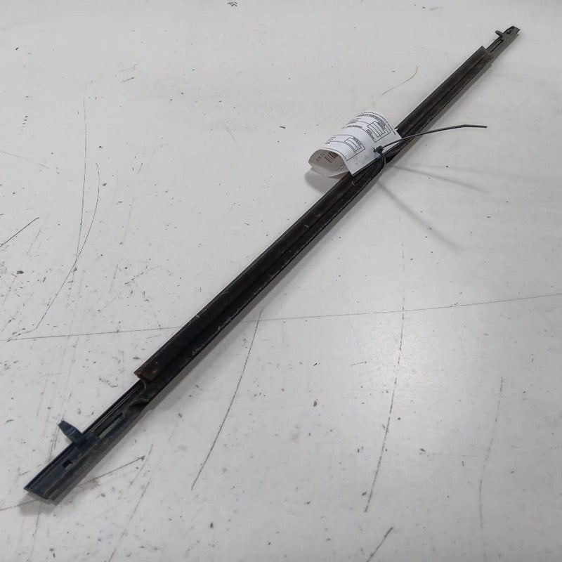 Subaru Forester Door Glass Window Weather Strip Trim Rear Left Back  2