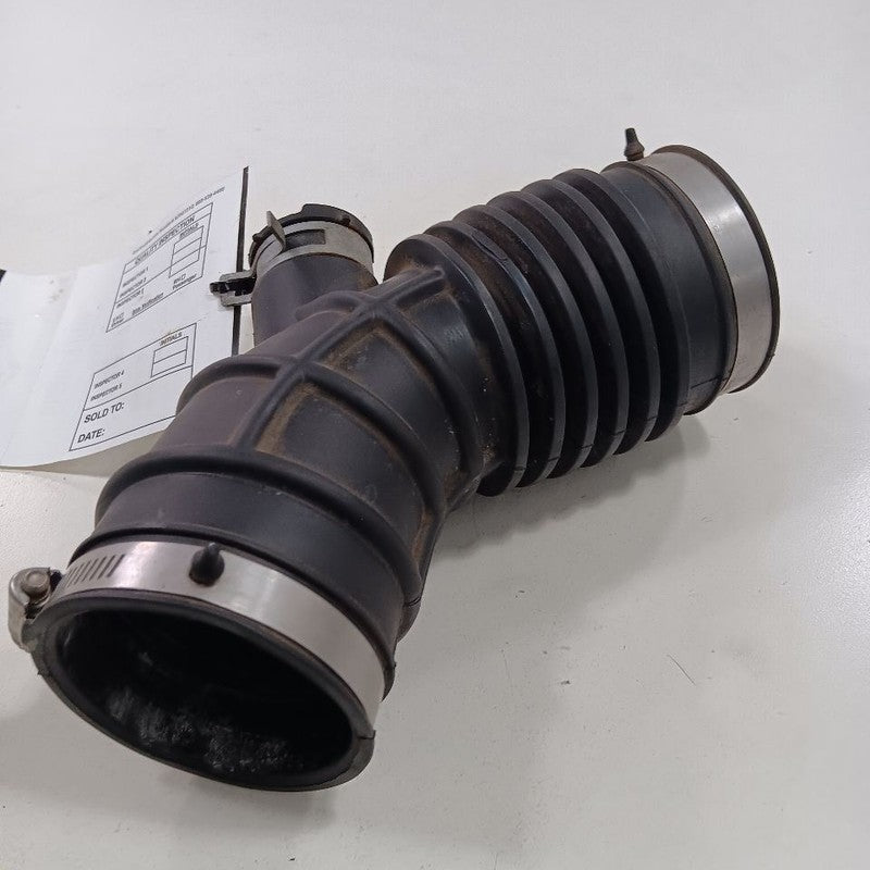Nissan Altima Air Cleaner Tube Intake Hose  2.5L 2017 2016 OEM