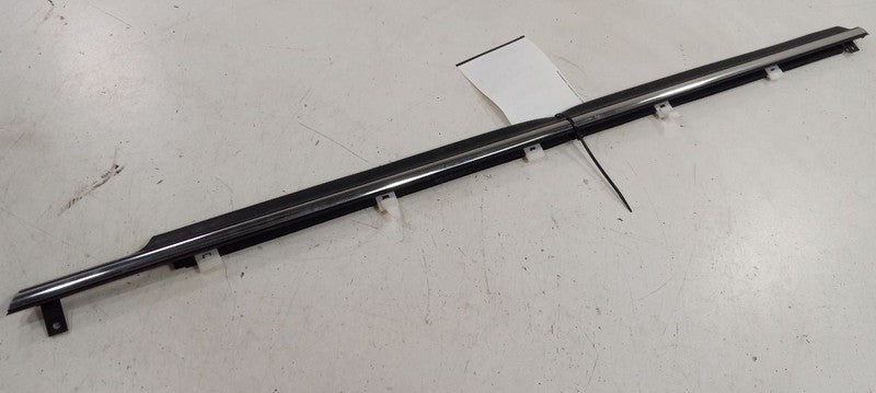 Hyundai XG350 Door Glass Window Weather Strip Trim Rear Right Passenge