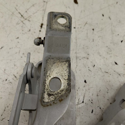 Kia Sorento Hood Hinge Set Left and Right  2018 2017 2016