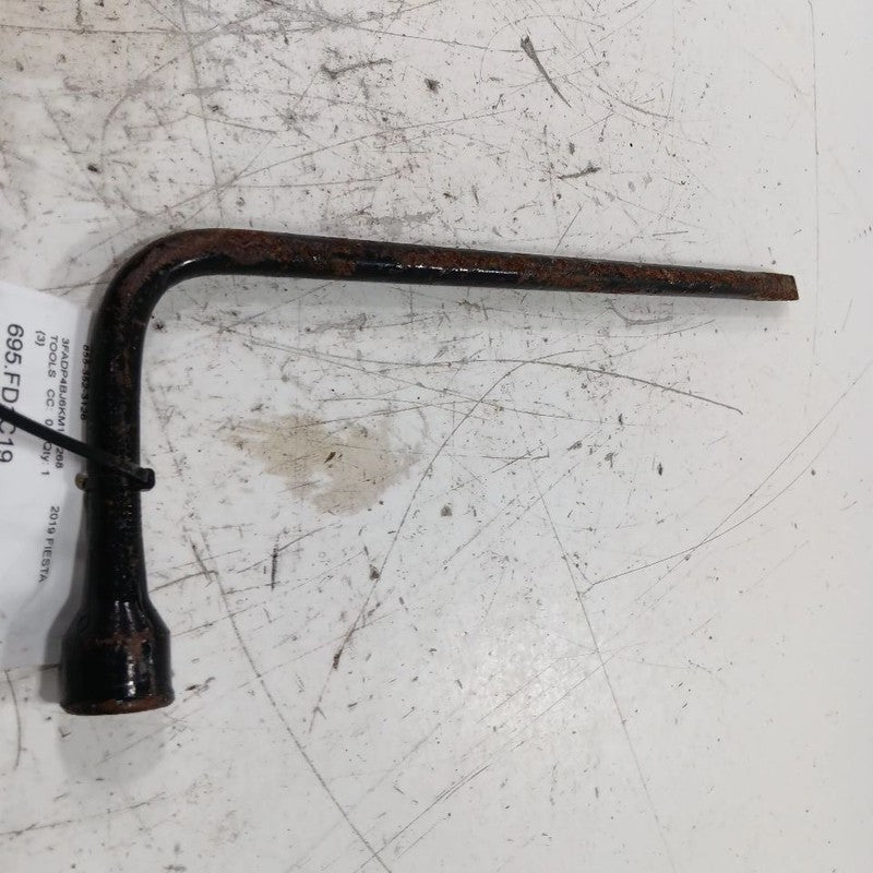 Ford Fiesta Spare Tire Changing Wrench Tool  2014 2015 2016 2017 2018 