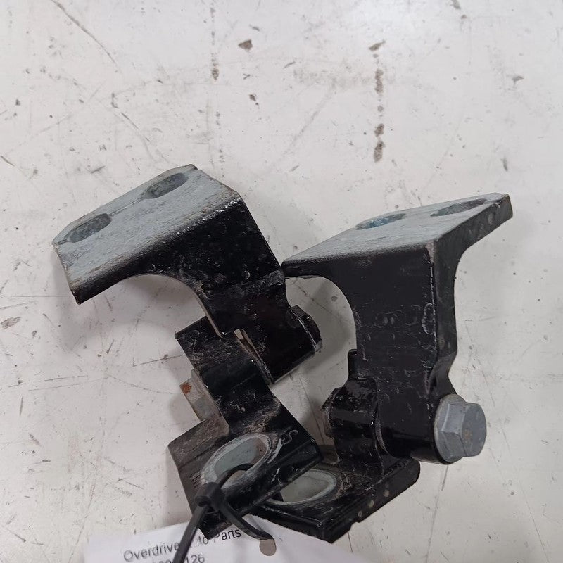 Jeep Renegade Door Hinge Set Left Driver Rear   2021 2020 2019