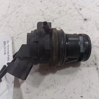 Toyota Scion IQ Windshield Washer Wash Fluid Reservoir Motor Pump Electric  2011